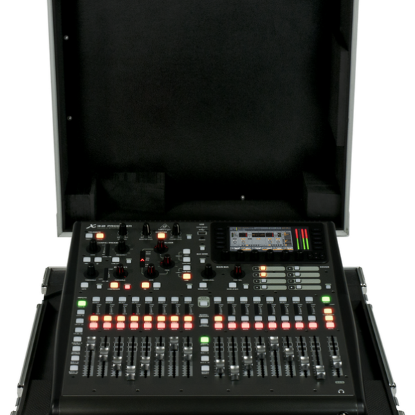 287340038_w640_h640_behringer_x32_producer_tp