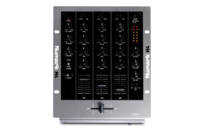 Ремонт NUMARK M4