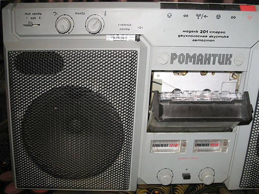 Фото магнитофон романтик 306 кассетный