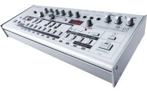 Ремонт синтезатора ROLAND TB 03
